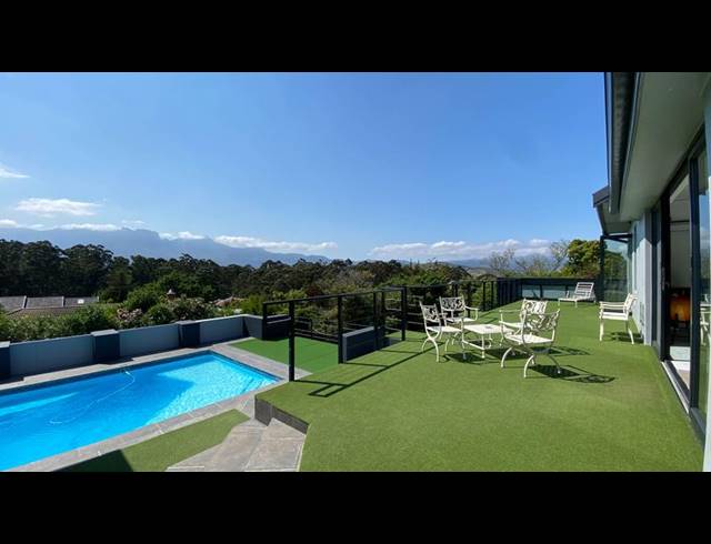 4 BEDROOM HOUSE FOR SALE IN HELDERRAND